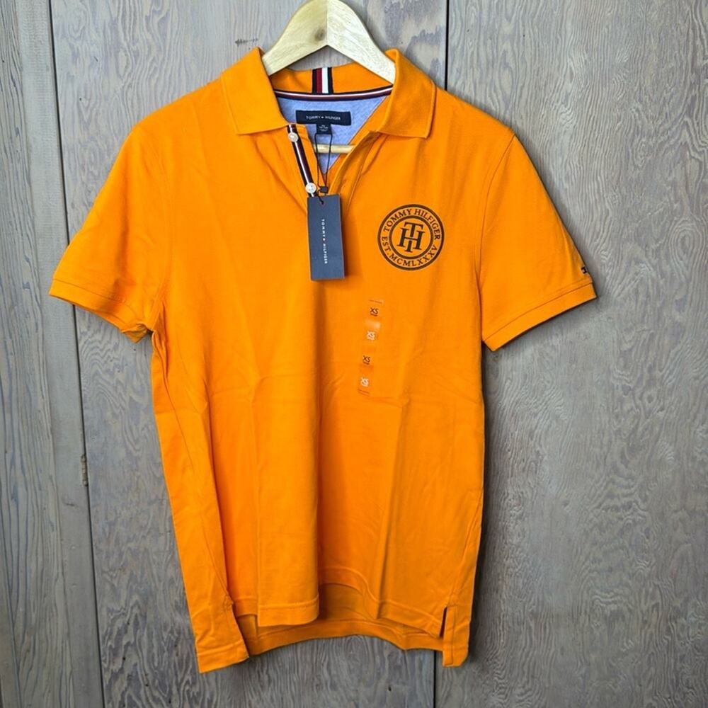 NWT Men’s Tommy Hilfiger Orange With Navy Blue Logo Polo Shirt Size X-Small